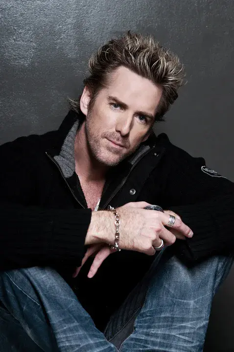 Eric Tophy : 埃里克·托菲