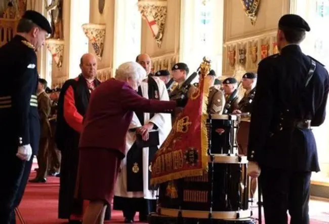 Queens Royal Hussars : 女王皇家侯赛因