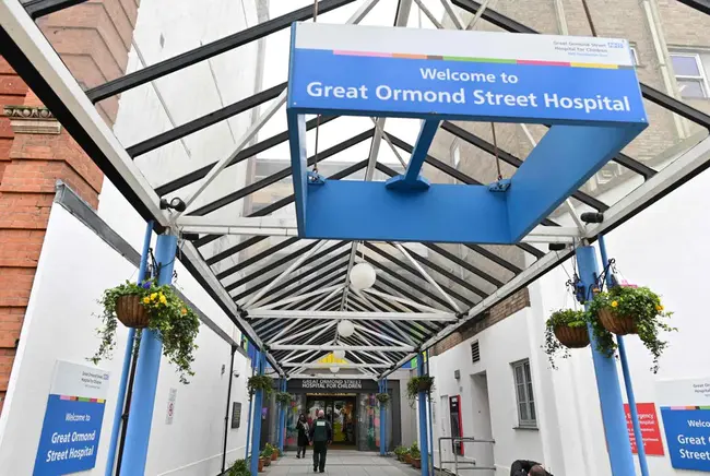 Great Ormond Street Hospital : 大奥蒙德街医院