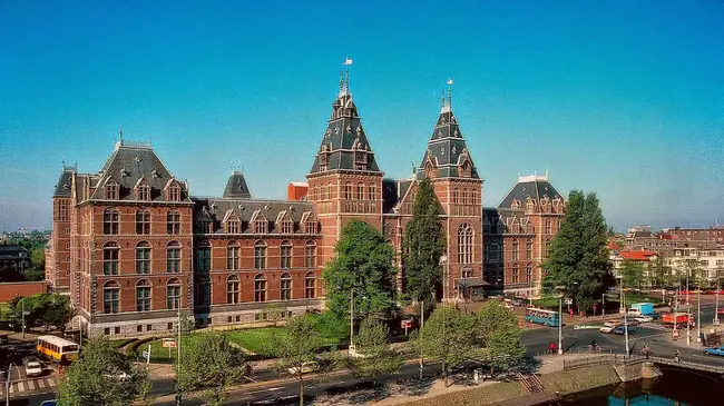 Rijksmuseum voor Volkenkunde : 国家民族学博物馆