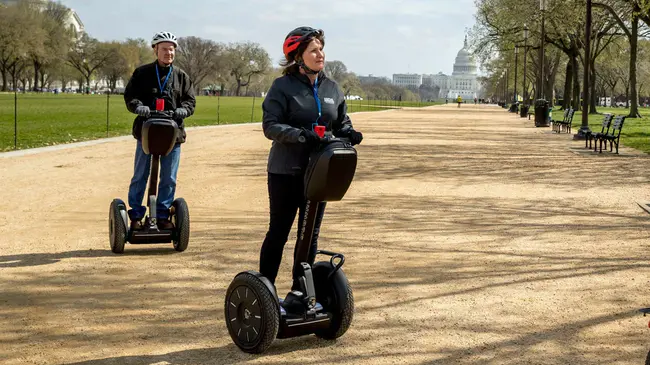 Segway Human Transporter : 电动滑板车