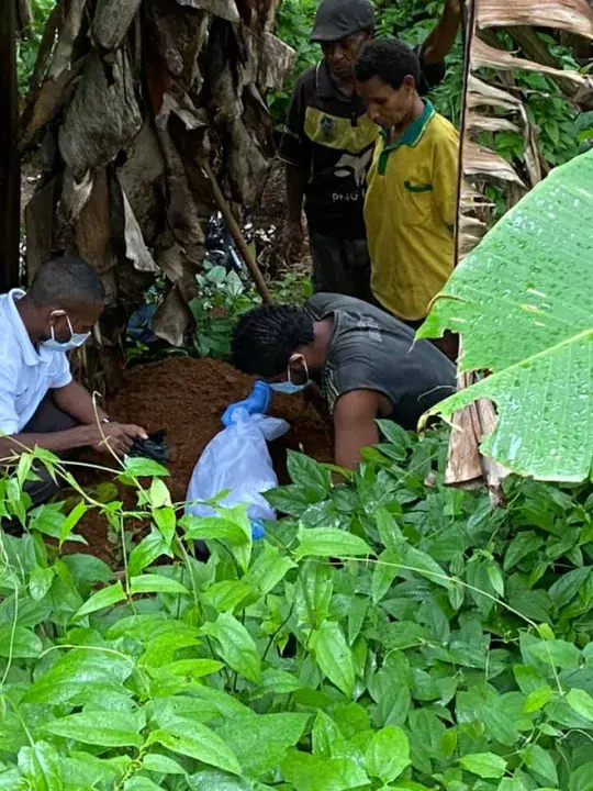 Mougulu, Papua New Guinea : 巴布亚新几内亚穆古卢