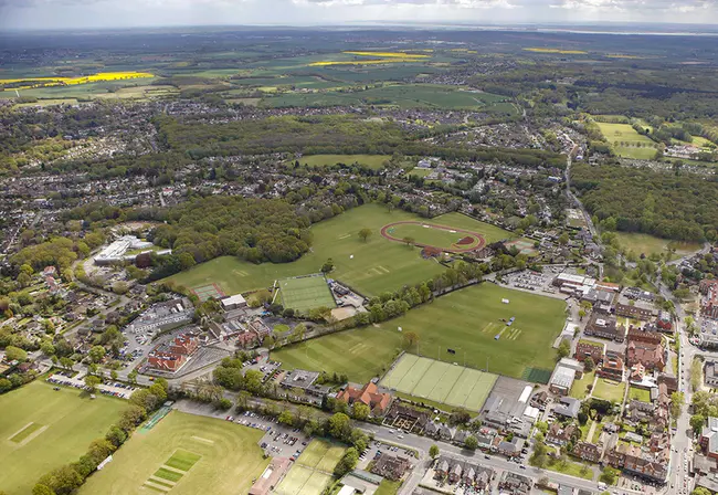 Brentwood Union Free School District : 布伦特伍德联合自由学区