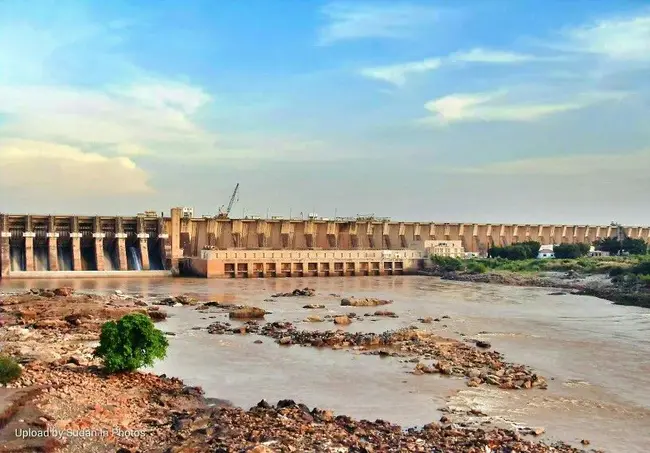 Roseires, Sudan : 苏丹玫瑰丝