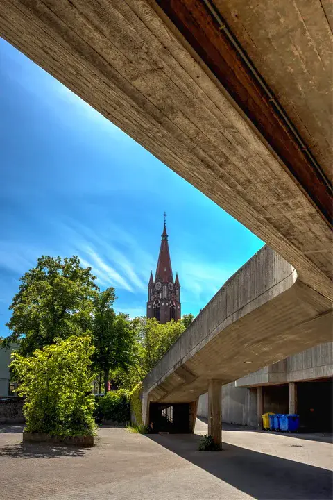 UniversitätsKlinikum Kiel : 基尔医院大学