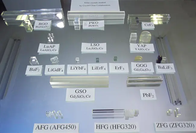 Variable Crystal Oscillator : 可变晶体振荡器