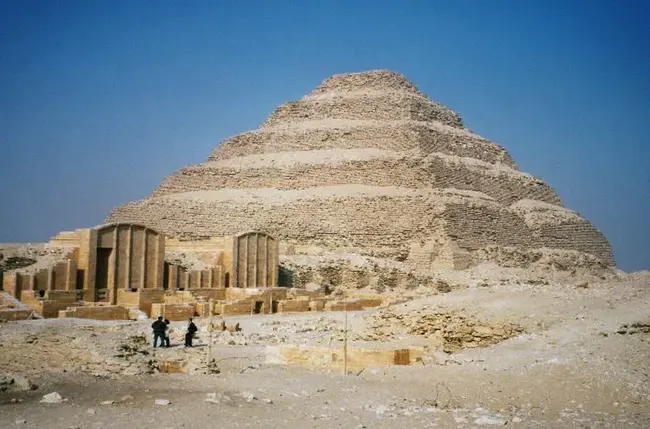 Saqqara Gate : 萨卡拉门