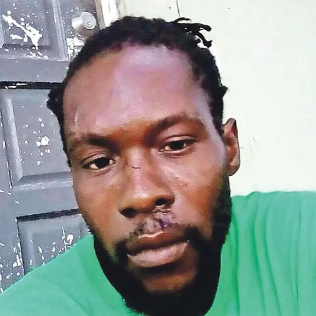 Charles Jonathan : 查尔斯·乔纳森