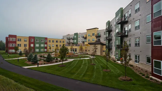 Woodland Hills Neighborhood Church : 伍德兰山社区教堂