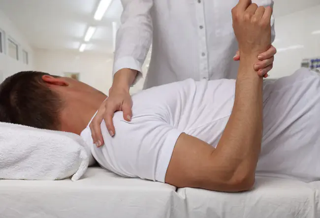 Osteopathic Manipulative Therapy : 骨科手法疗法