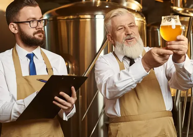 Wolters Kluwer Health : 沃特斯克鲁沃健康