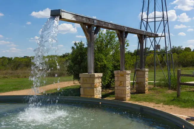 Texas Water Development Board : 德克萨斯州水开发委员会