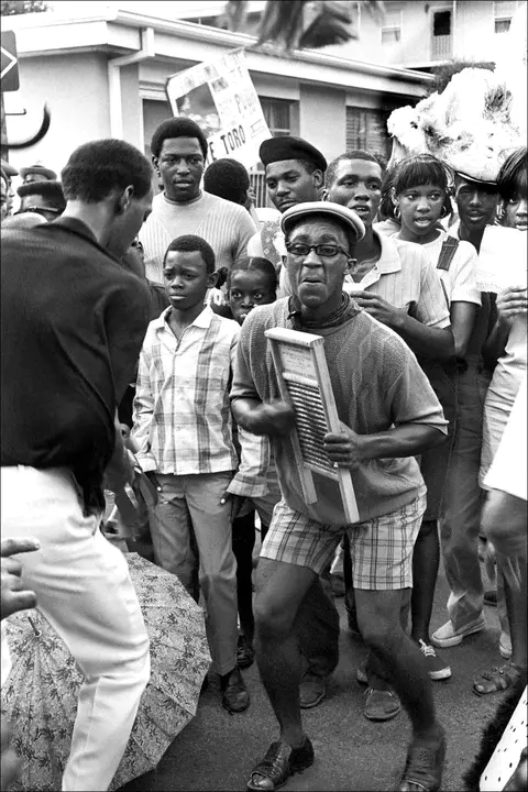 FM-101.9, New Orleans, Louisiana : FM-101.9，路易斯安那州新奥尔良