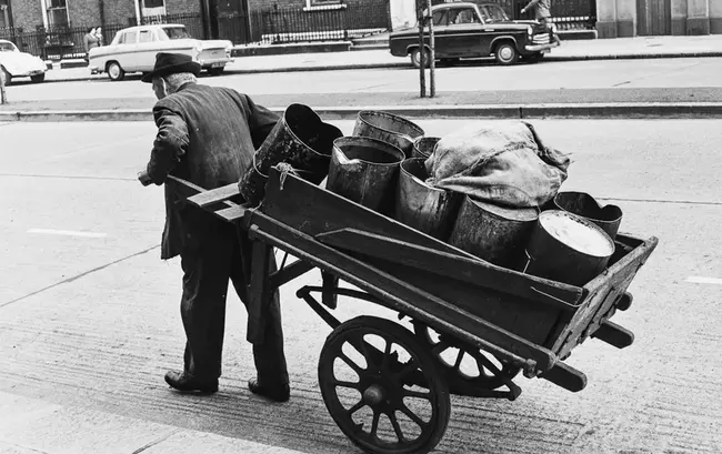 Wire Pulling Lubricant Wax, One Gallon : 拉线润滑剂蜡，1加仑