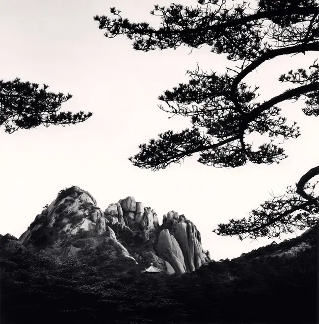 White Mountains, LTD. : 白山有限公司