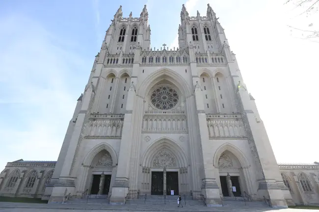 Washington National Cathedral : 华盛顿国家大教堂