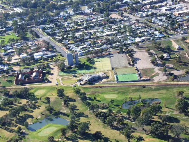 Wentworth Park Social Soccer : 温特沃思公园社会足球