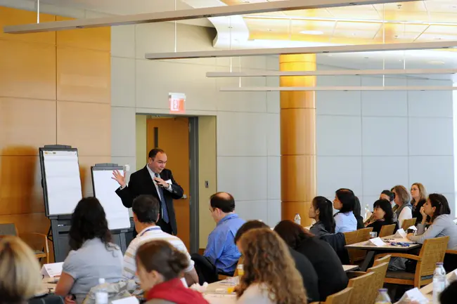 Wharton Research Data Services : 沃顿研究数据服务中心