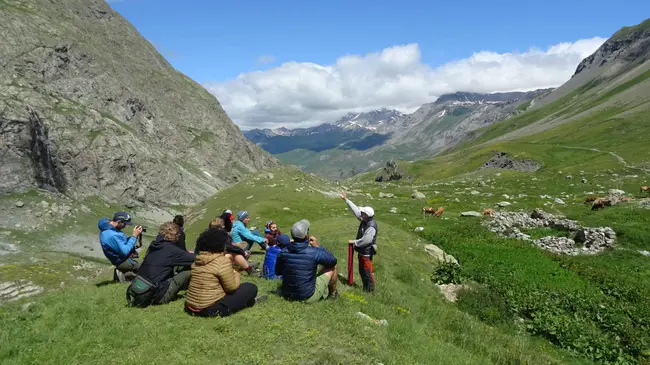 Mountain Lab Schools : 山地实验室学校