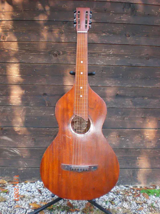 Hawaiian Guitar : 夏威夷吉他