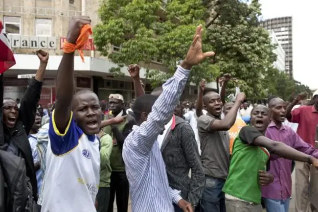 Liberians United For Reconciliation And Democracy : 利比里亚和解与民主联盟