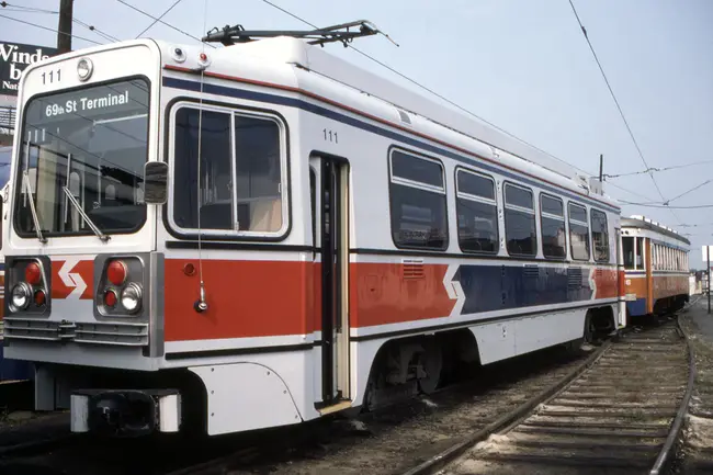 South Eastern Pennsylvania Transit Authority : 宾夕法尼亚州东南交通管理局