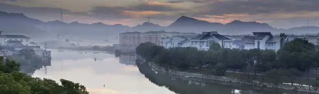 Wenzhou Normal College : 温州师范学院