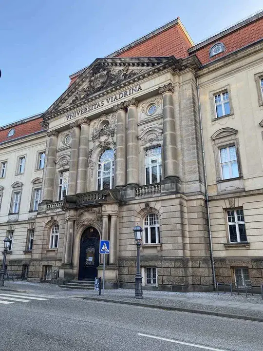 Universität Jena : 耶拿大学