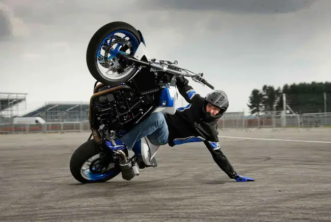 Stunt Rider : 特技骑手