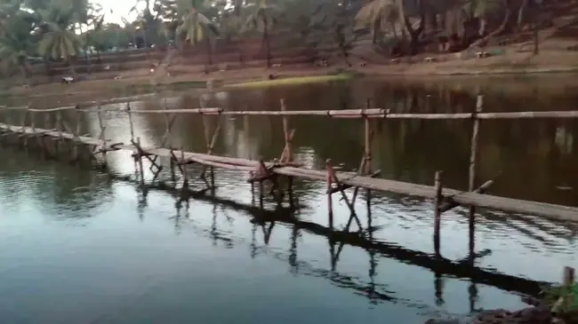 Sunken Ruins : 沉没废墟