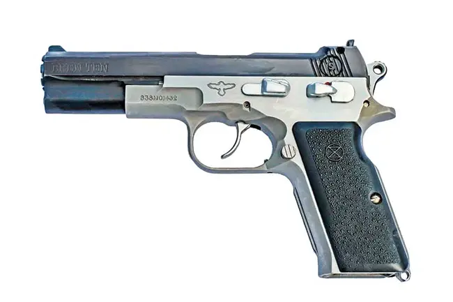 Auto Colt Pistol : 自动柯尔特手枪