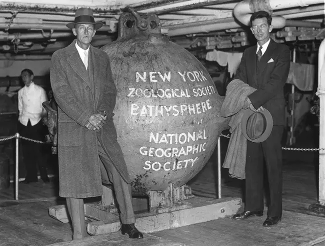 Bathysphere Underwater Biological Laboratory : 海底生物实验室