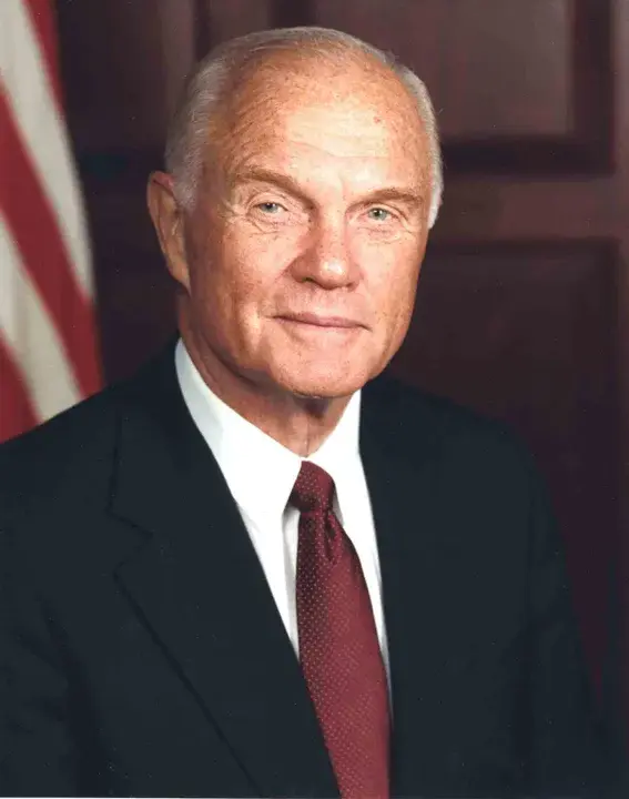 John Glenn : 约翰·格伦