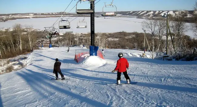 Manitoba Alpine Ski Division : 马尼托巴省高山滑雪分部