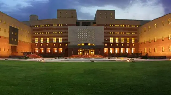 Indira Gandhi Institute Of Technology : 英迪拉甘地理工学院