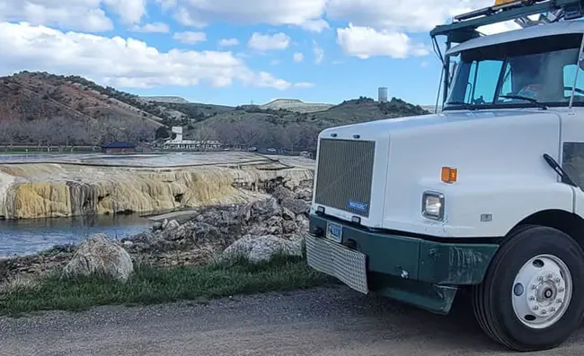 Single-Wide Mobile Home : 单宽移动住宅