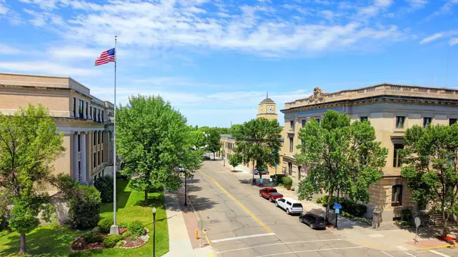 North Dakota Natural Resources Trust : 北达科他州自然资源信托基金