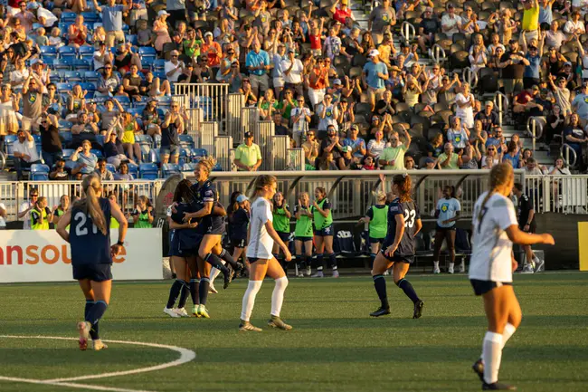 Greater Louisville Soccer League : 大路易斯维尔足球联盟