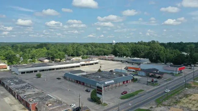 Brewton Municipal Airport, Brewton, Alabama USA : 布鲁顿市机场, 布鲁顿, 阿拉巴马州 美国