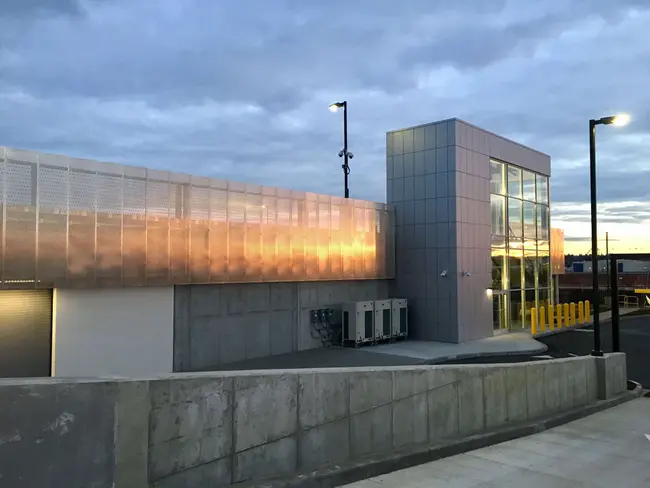 Portland Municipal Airport, Portland, Tennessee USA : 美国田纳西州波特兰市波特兰市机场