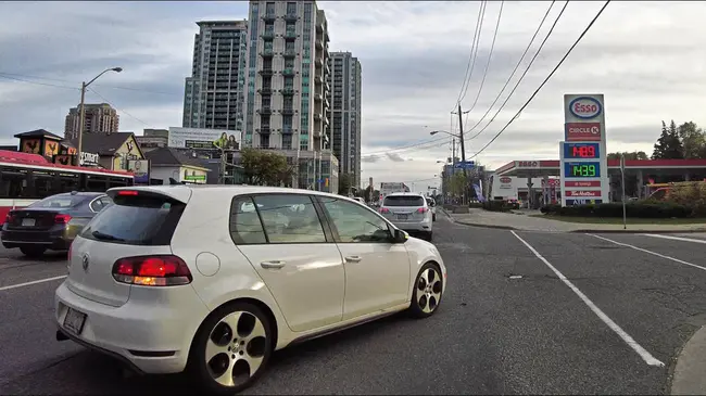 Idiots On Wheels Alert : 车轮上的白痴警报