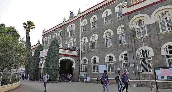 Pune University Computer Science Department : 浦那大学计算机科学系