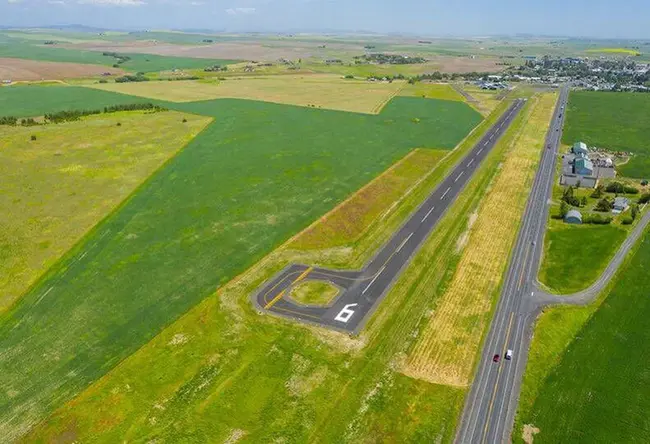 Davenport Airport, Davenport, Washington USA : 达文波特机场, 达文波特, 华盛顿州 美国