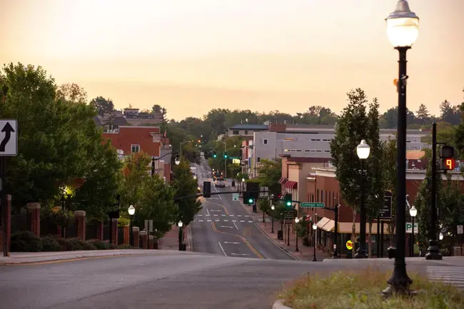 Blacksburg, VA : 弗吉尼亚州布莱克斯堡