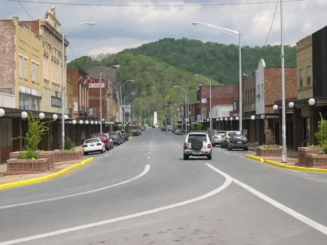 Elizabethton, TN : 田纳西州伊丽莎白顿