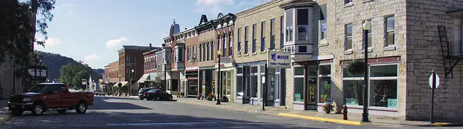 Elkader, IA : Elkader，IA