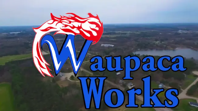 Waupaca, WI : WI沃帕卡