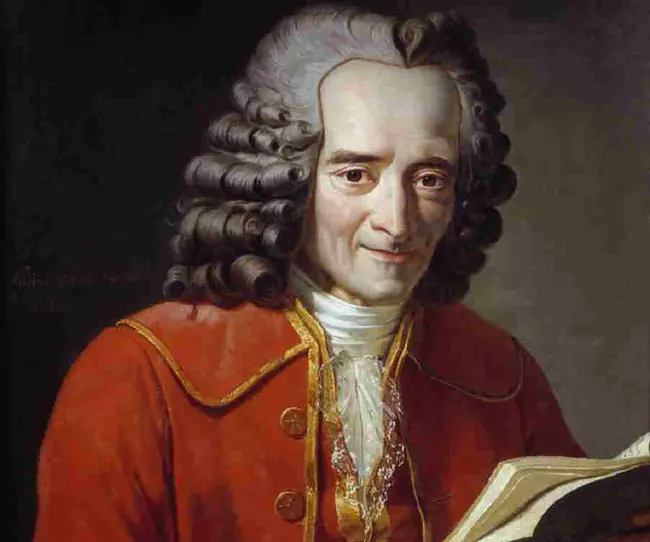 Voltaire, ND : 伏尔泰