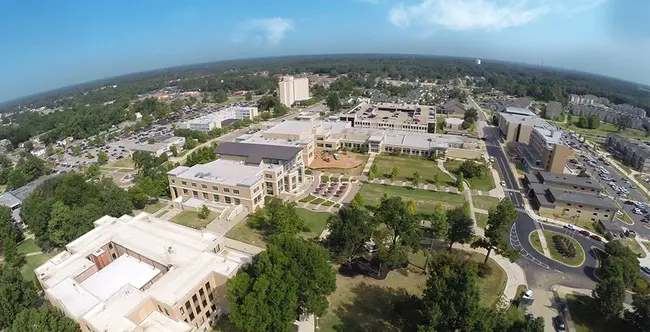 Jonesboro, AR : 琼斯伯勒