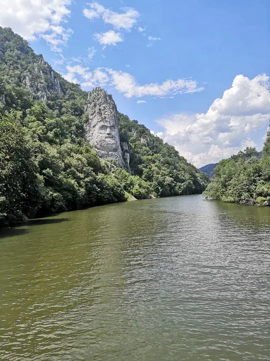 Muzeul Dunării de Jos, Călăraşi : Muzeul Dun RII de Jos，C l RA I 存储设施和陆上运输系统。